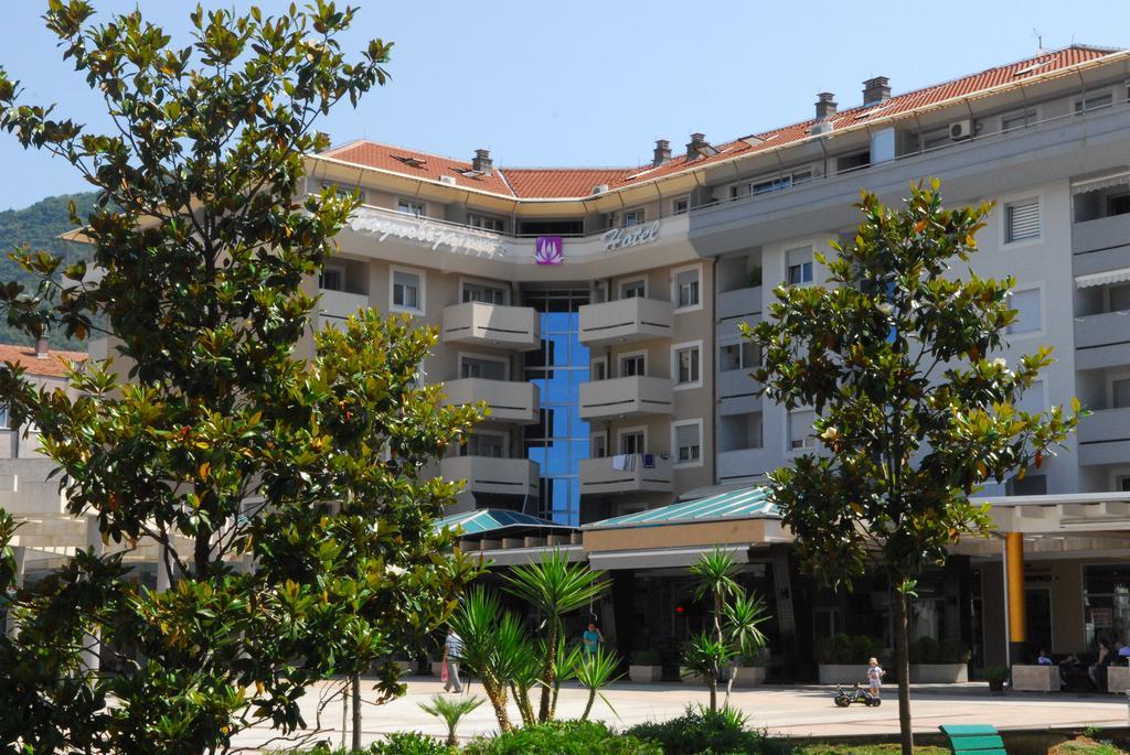 Hotel Magnolia Tivat Exterior foto